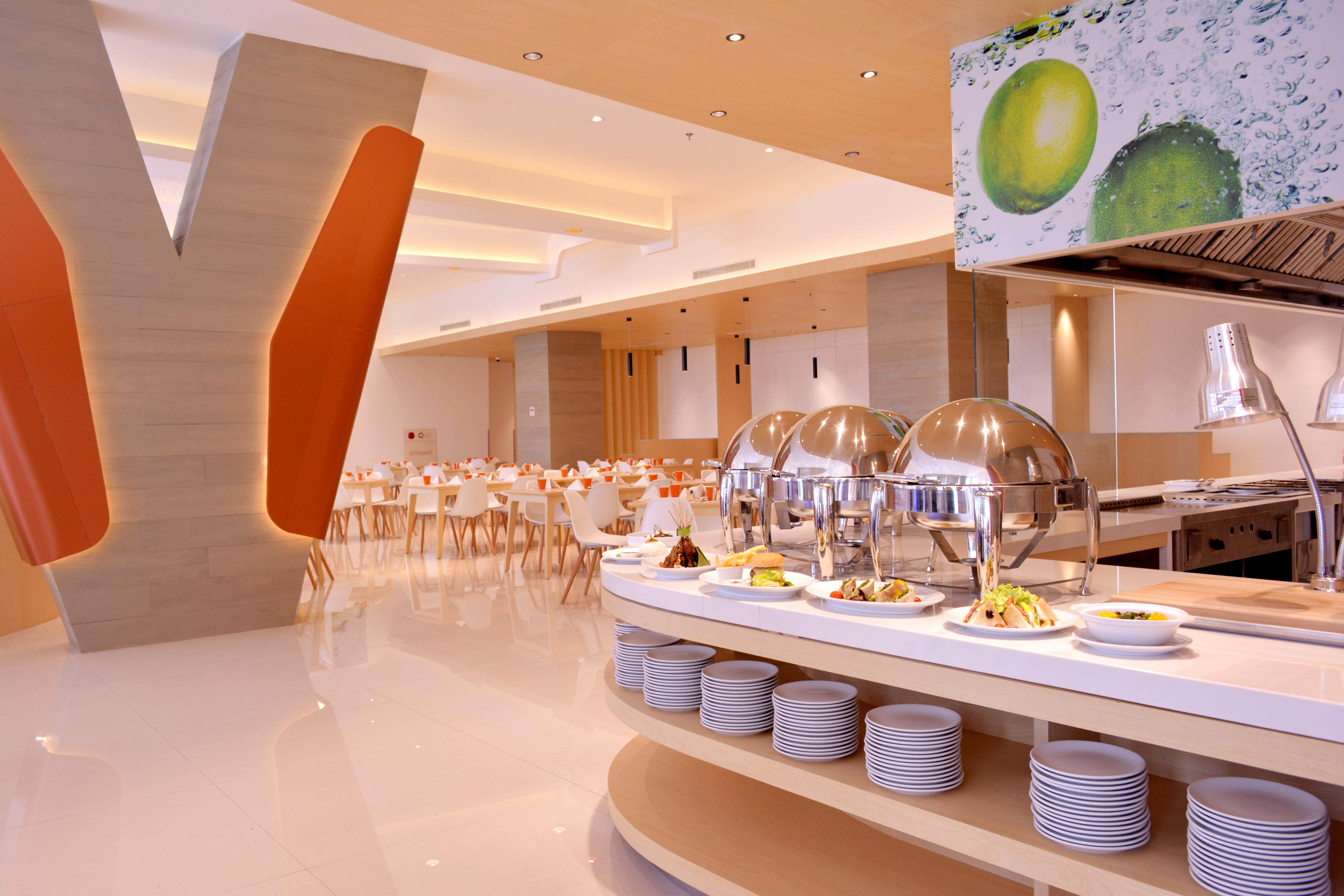 Harris & Conventions 4* Bekasi